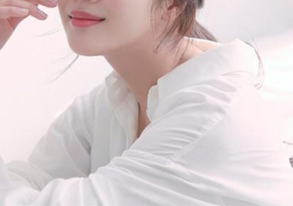 Jo Bo Ah surge pela primeira vez após dar à luz e encanta fãs