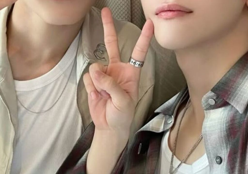 Idol da HYBE chama colega de 'desrespeitoso' e fãs reagem