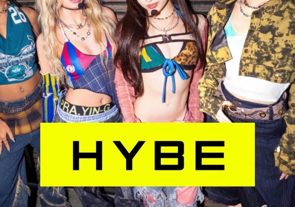 HYBE revela nome e último membro do novo grupo feminino — e a internet não perdoou