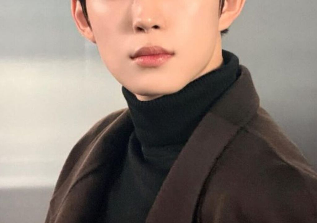 Ex-namorada de ídolo da 5ª geração vaza supostas mensagens íntimas