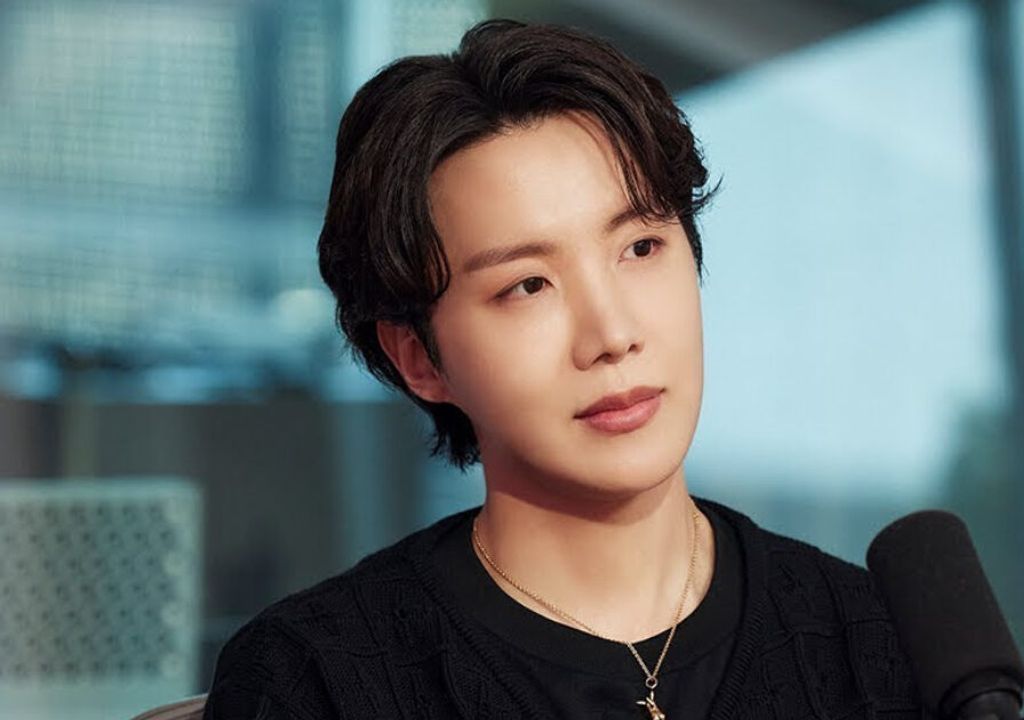 J-Hope do BTS revela que finge gostar do trabalho e gera polêmica