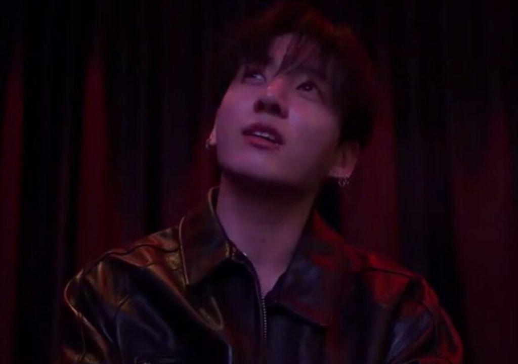 Jungkook do BTS é o único que enfrenta padrões tão rígidos? Debate acalorado na internet