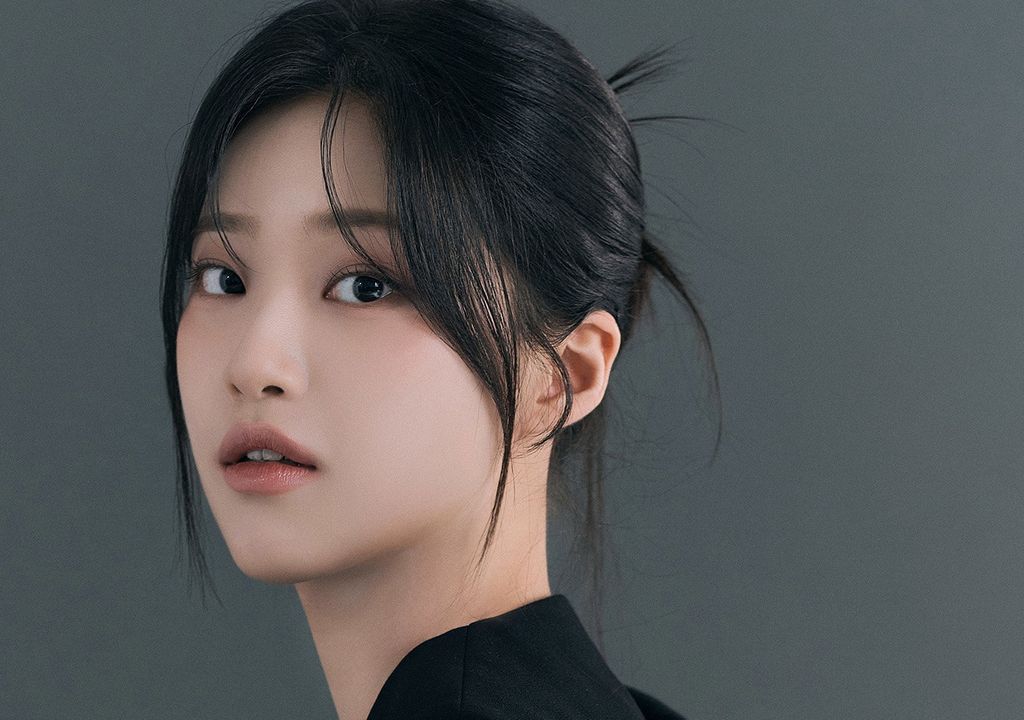 Lee Jooyoung, de 'Single's Inferno 5', assina com a Cube Entertainment