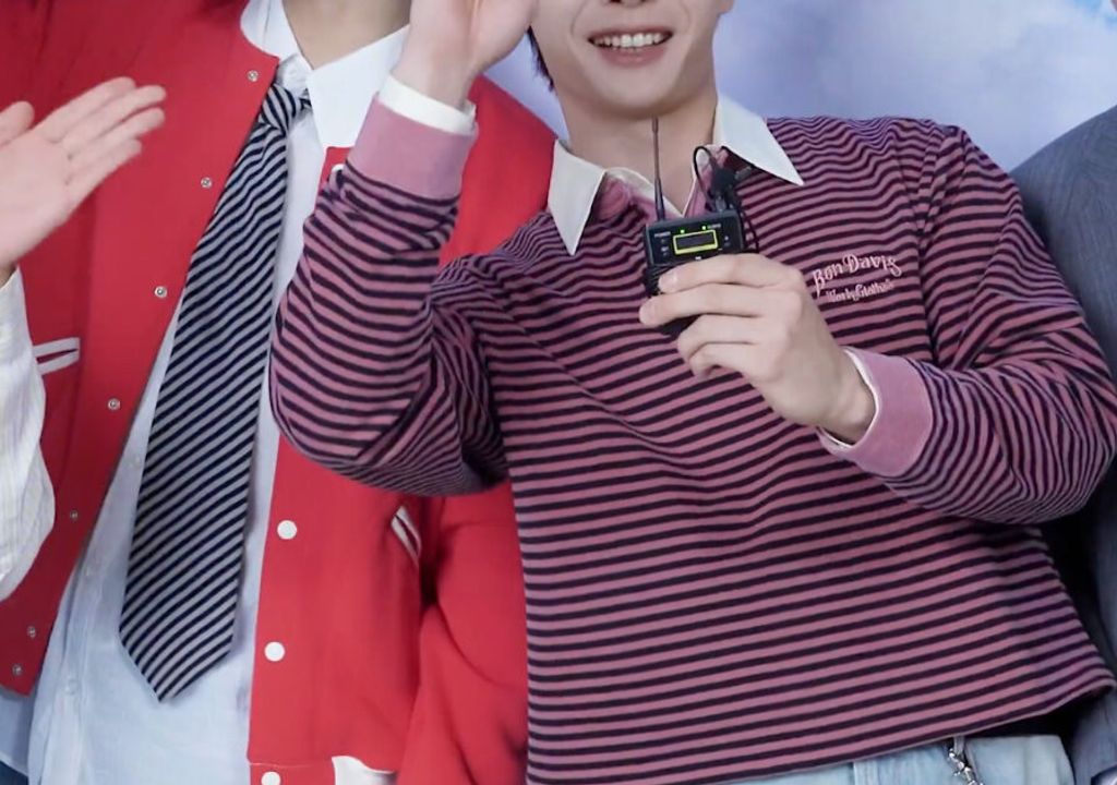 LUCY se desculpa por polêmica do light stick e causa reação gigante nos fãs