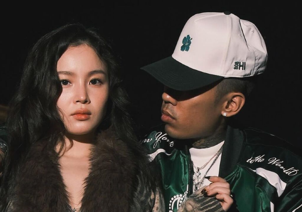 Dok2, namorado de Lee Hi, é acusado de não pagar dívida de joias