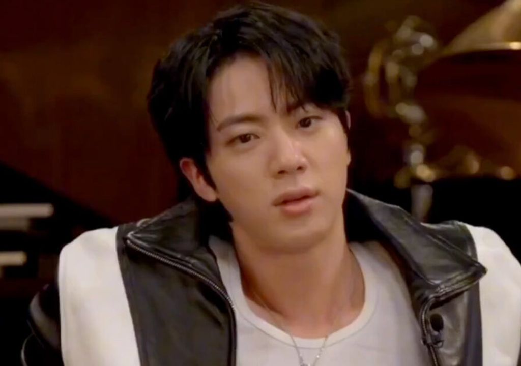 Jin do BTS fora dos créditos de "Arirang": fãs coreanos reagem com indignação