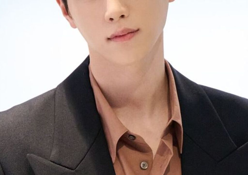 Seo Kang Joon diz que não é mais o mais bonito e fãs ficam em choque